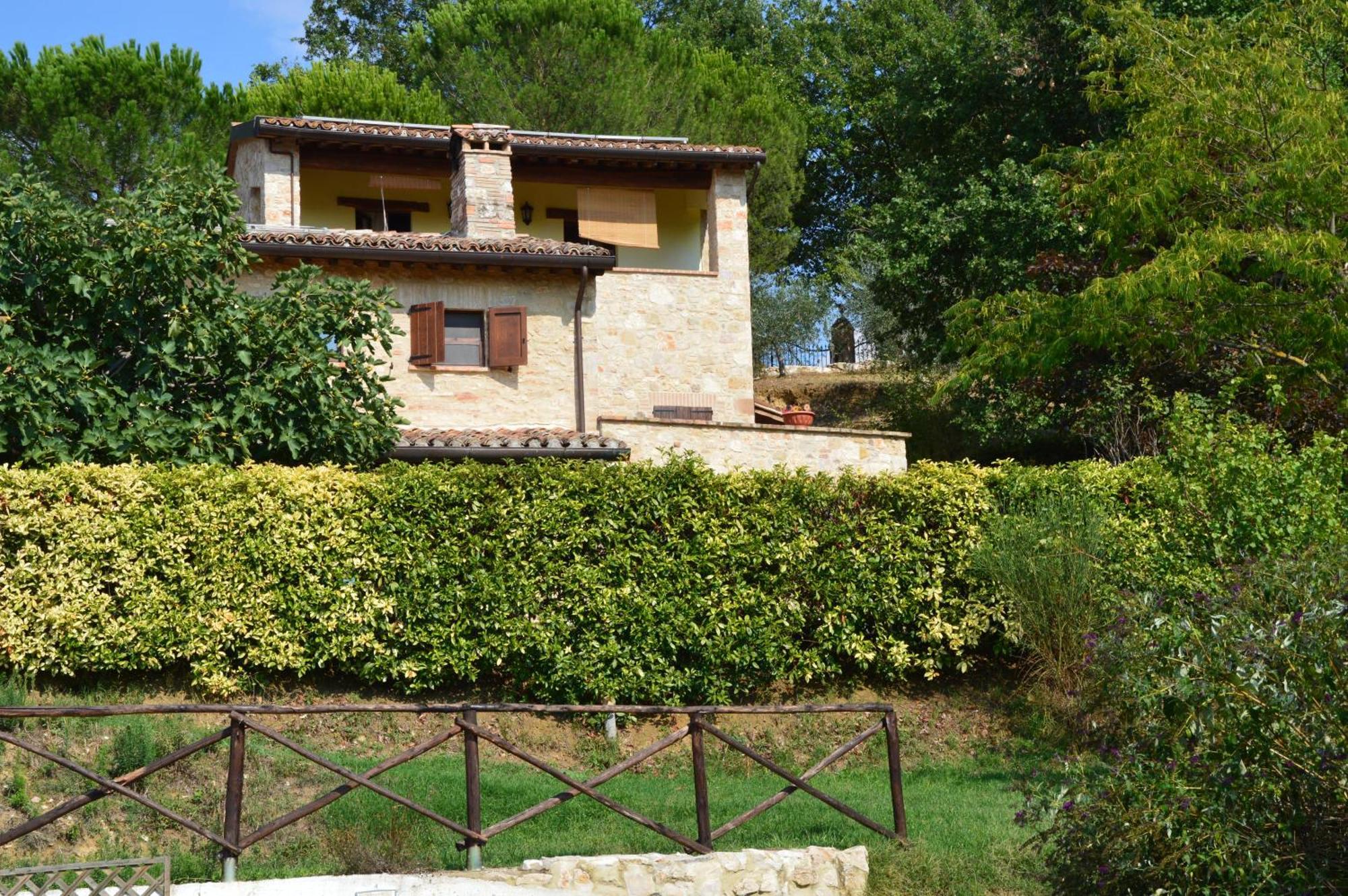 Agriturismo Bio Tra Cielo E Terra Apartment Grutti Ngoại thất bức ảnh